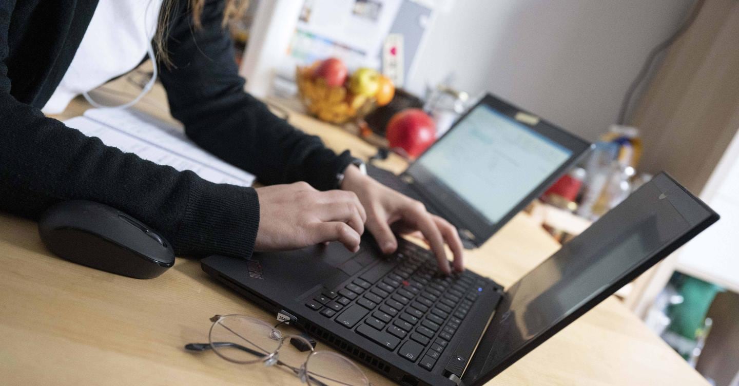 Caro benzina, Fiere di Parma raddoppia lo smart working