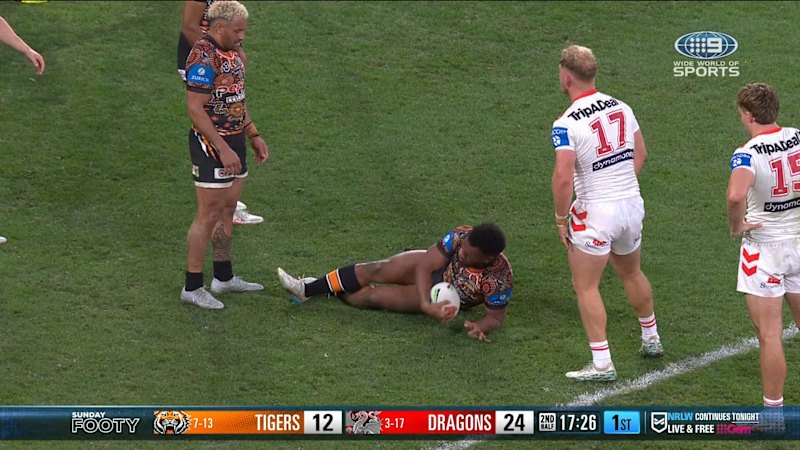 Turuva goes down with injury