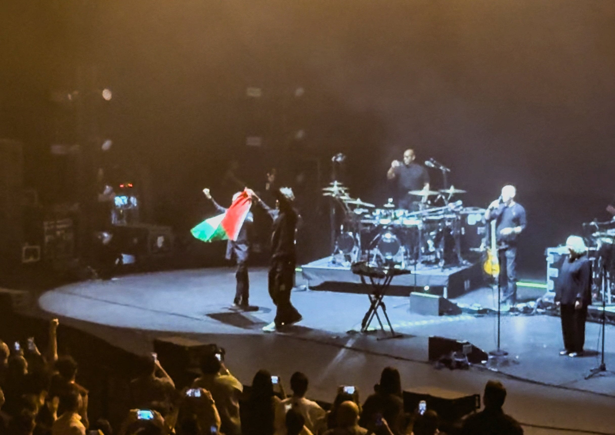 UK band Massive Attack banned from Singapore over Palestinian flag at concert