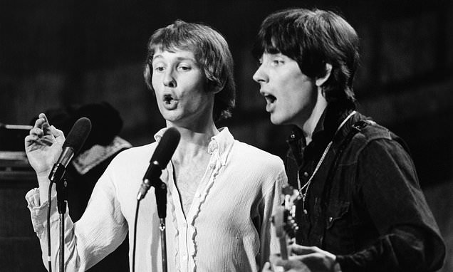 Manfred Mann's Mike d'Abo: I wrote Handbags & Gladrags in the 1960s... but by the '80s had next to nothing in my bank