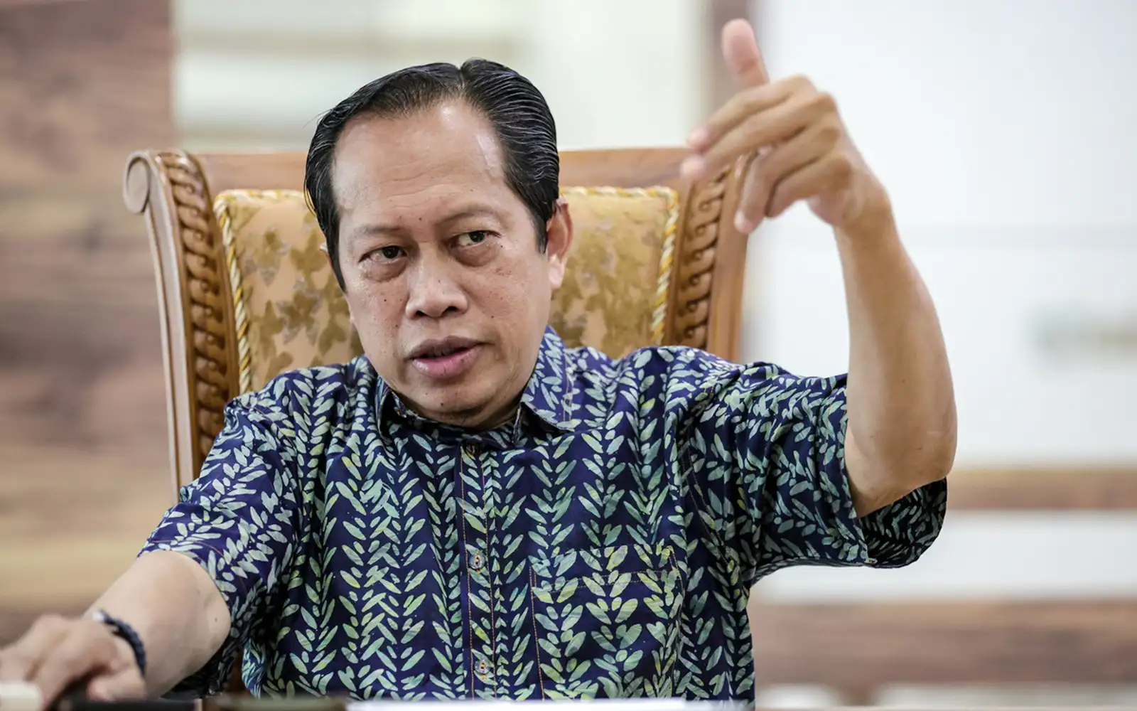 Pokok tepi jalan raya tanggungjawab PBT, kata Ahmad Maslan