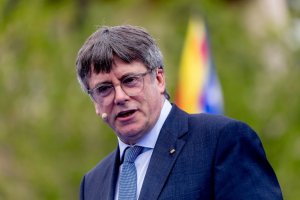 Puigdemont cleared to return to Spain as judge lifts arrest warrant after amnesty ruling
