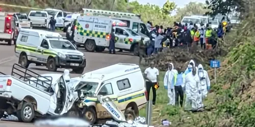 Three cops, two prisoners among six killed in Limpopo head-on crash