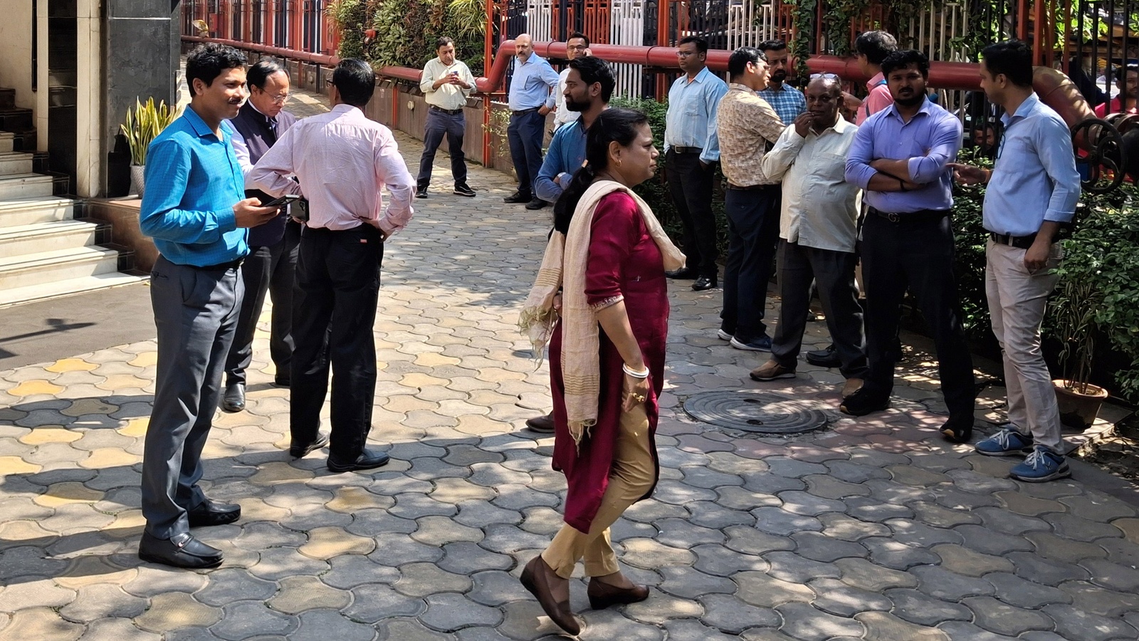 Why has Maharashtra recorded 29 earthquakes in the past 16 days?