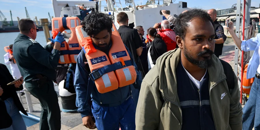Two Turkish-owned ships struck off Bulgaria, one sinks