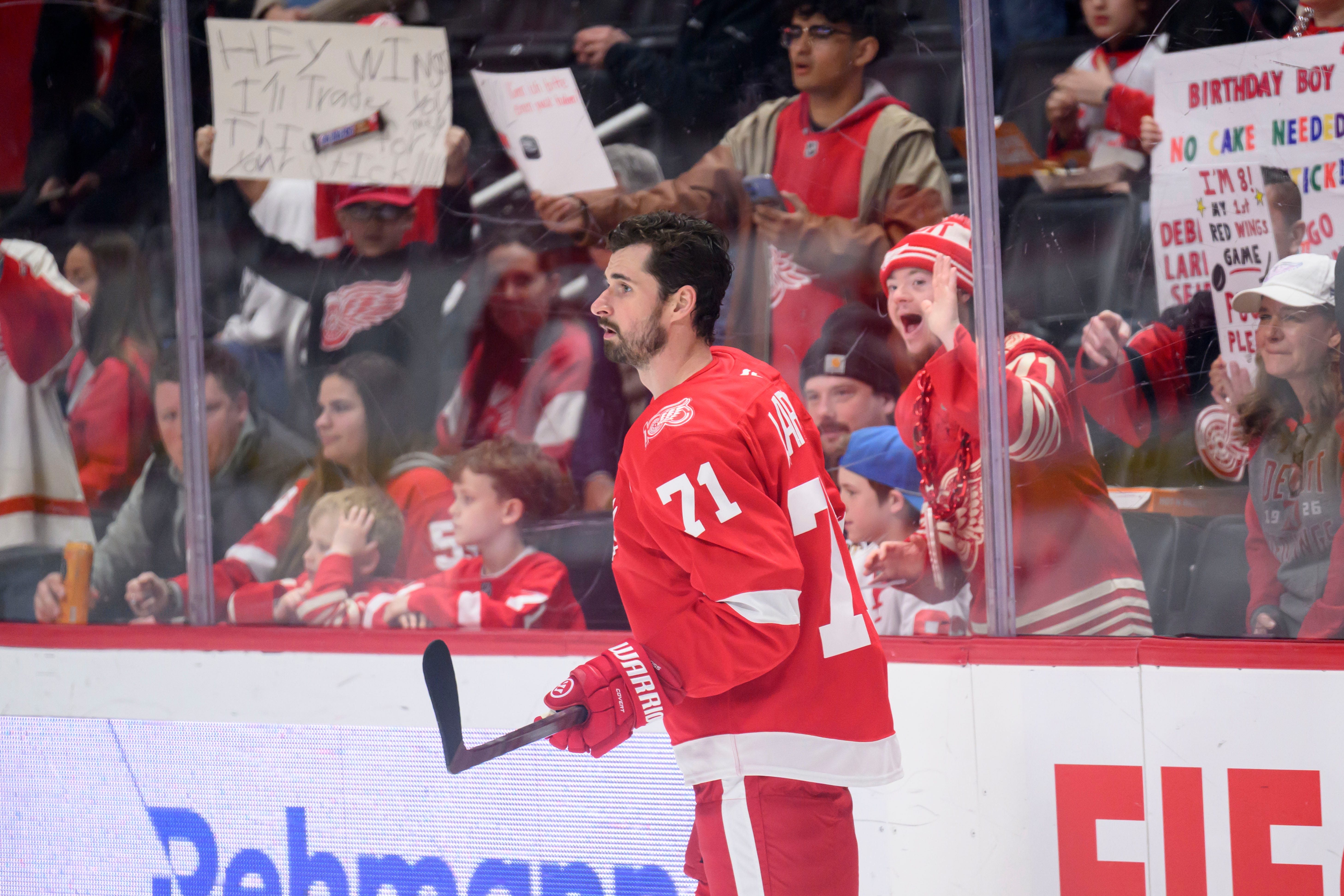 Dylan Larkin returning to Red Wings lineup