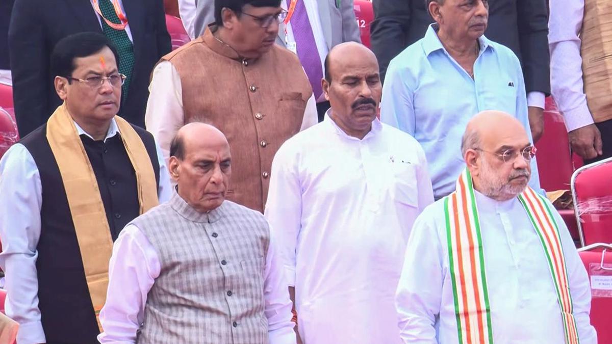 Congress should apologise for insulting Vande Mataram on Independence Day: Amit Shah