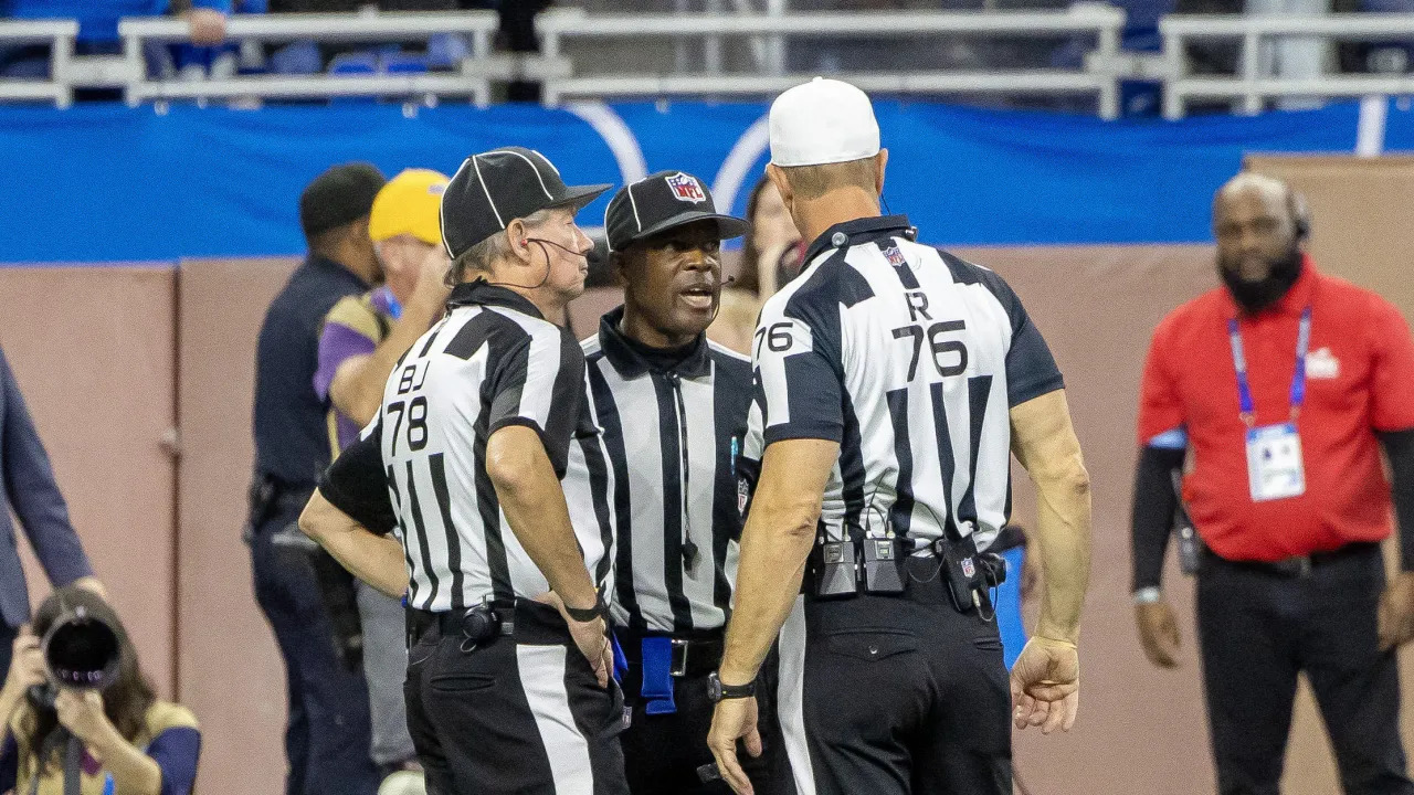 NFL Referees Association pushes back on 'excessive' suspensions of two officials