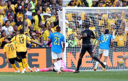 I want him to keep scoring, says Fernado da Cruz of Kaizer Chiefs ace striker Langelihle Phili