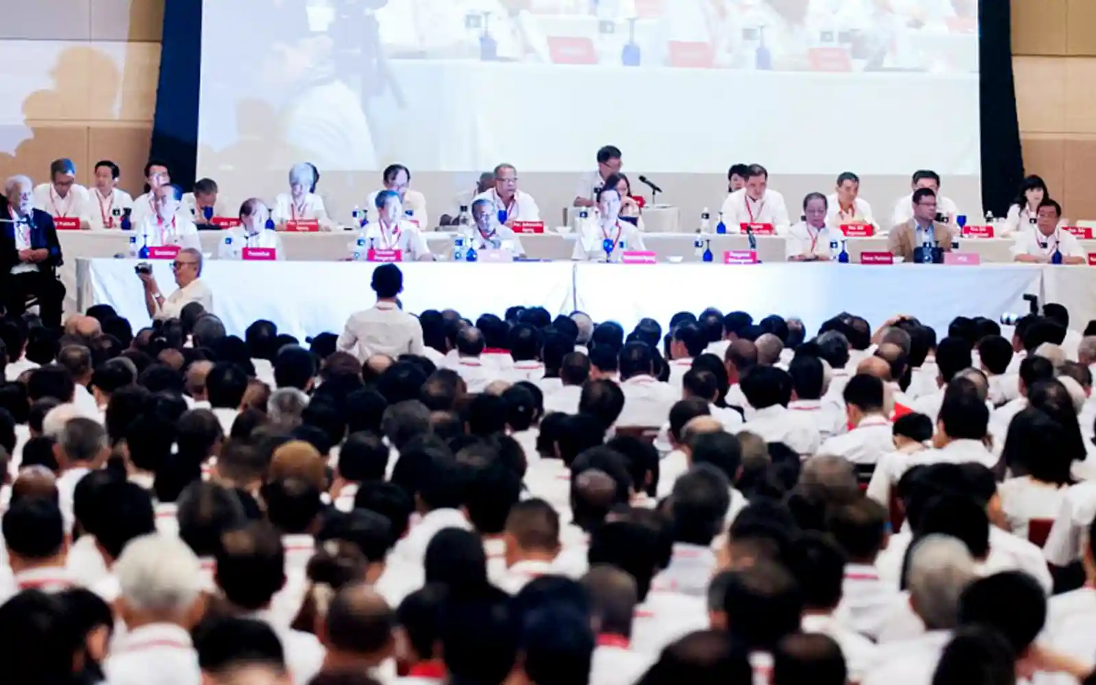 DAP congress votes to stay in govt