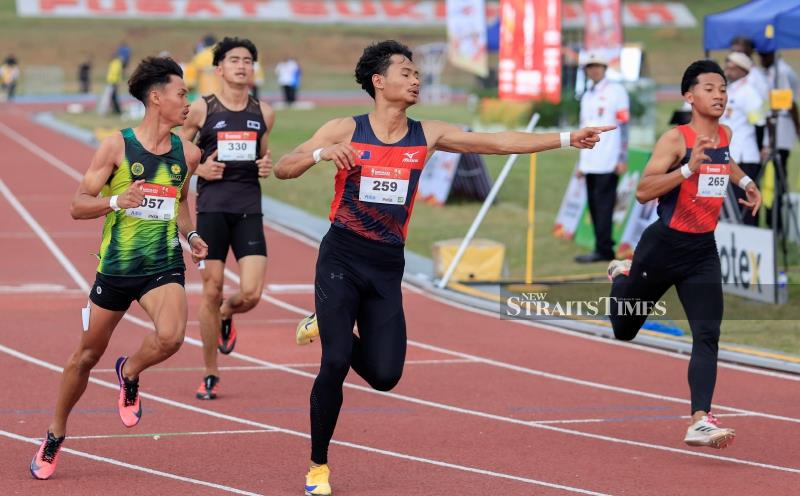 Sprinter Danish retains Sukma 100m title in season best time [WATCH]
