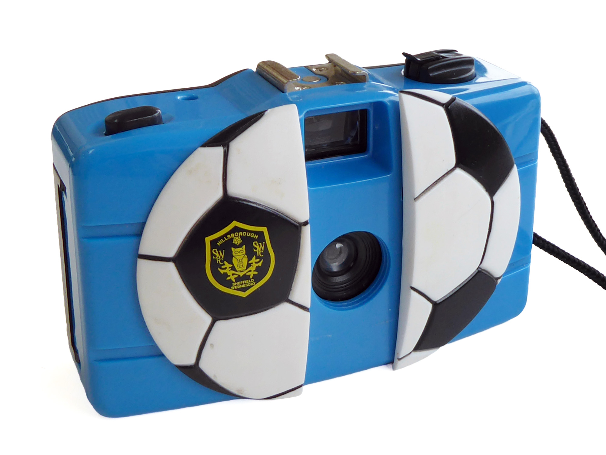 Still got soccer fever after this year’s World Cup? This rare Sheffield Wednesday novelty camera needs your attention
