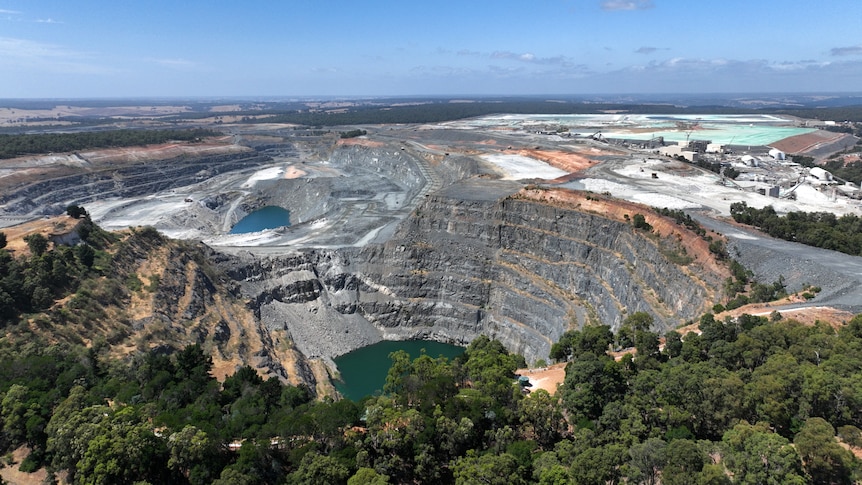 Watchdog identifies 'psychological harm' at world's largest lithium mine
