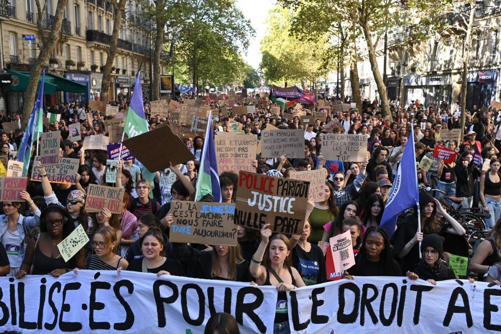 President Macron calls crisis meeting as school protests spread across France