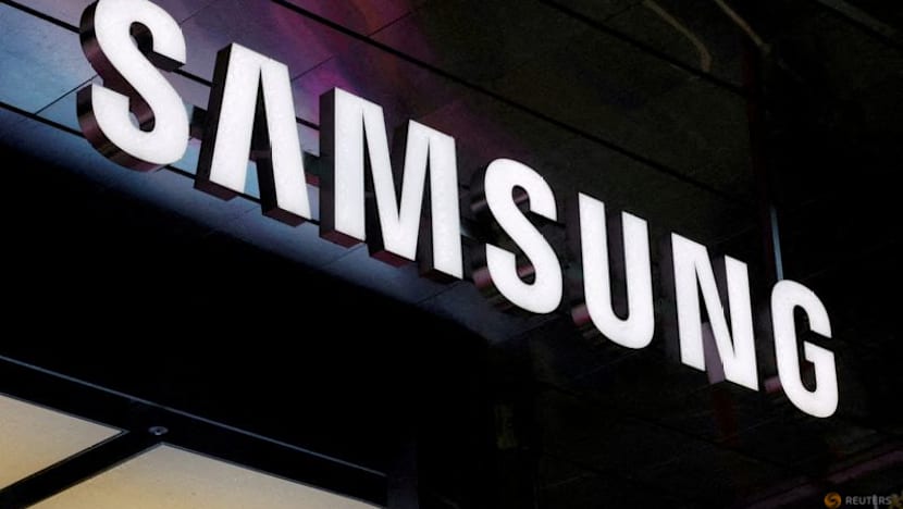 Samsung's retail investors seek extra shareholder meeting over buybacks, bonuses