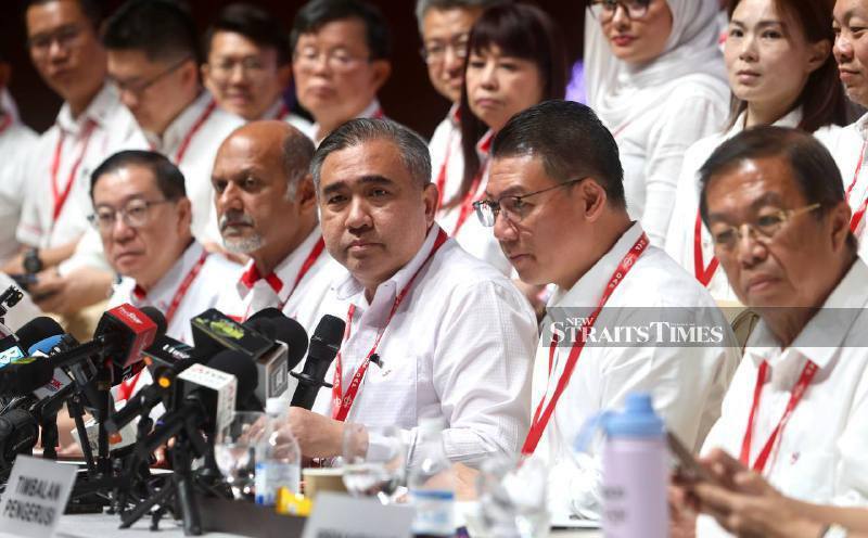DAP to continue working with Umno despite Zahid DNAA tensions, says Loke
