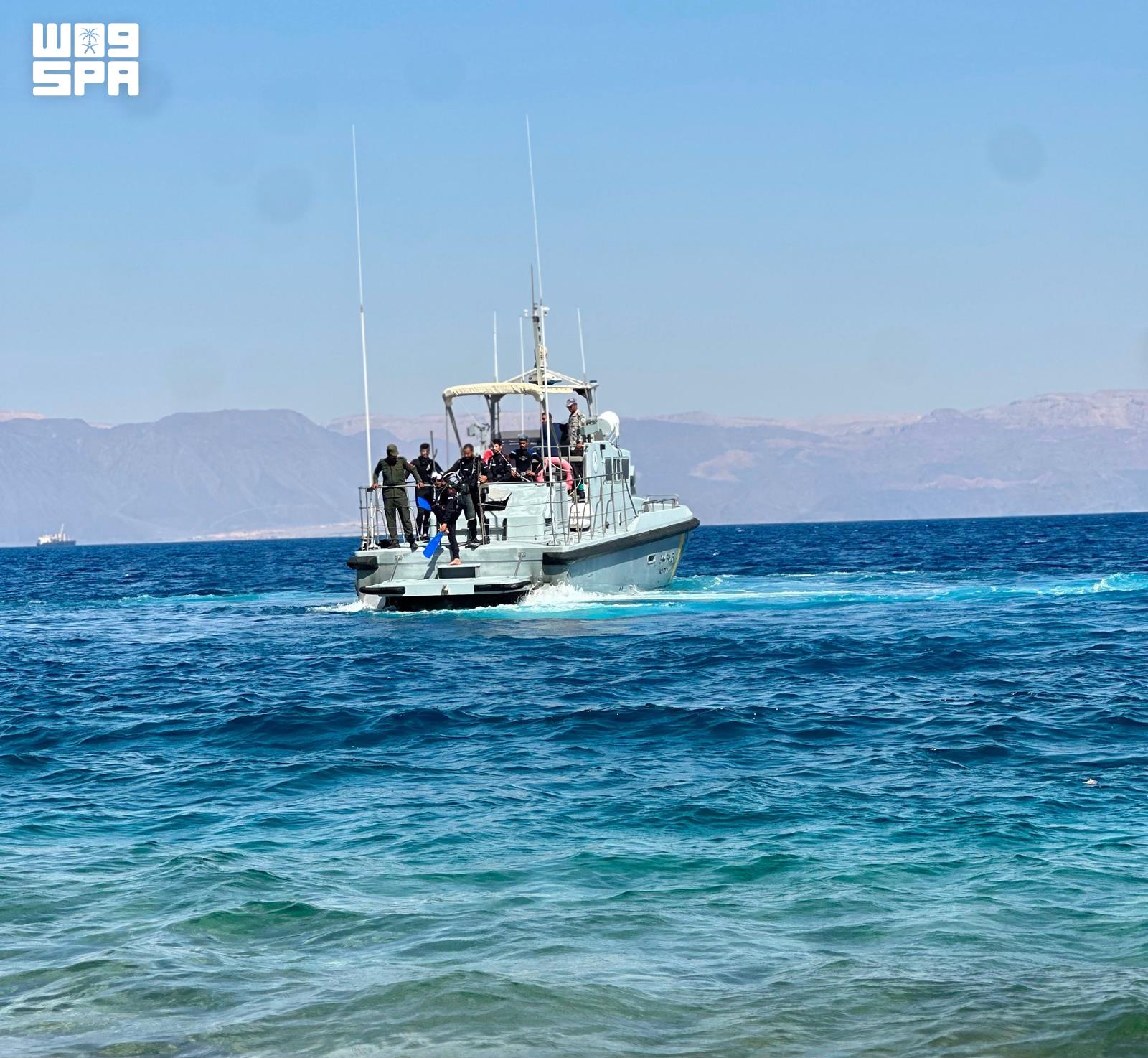 Border Guard launches seabed cleanup in Tabuk with volunteer divers