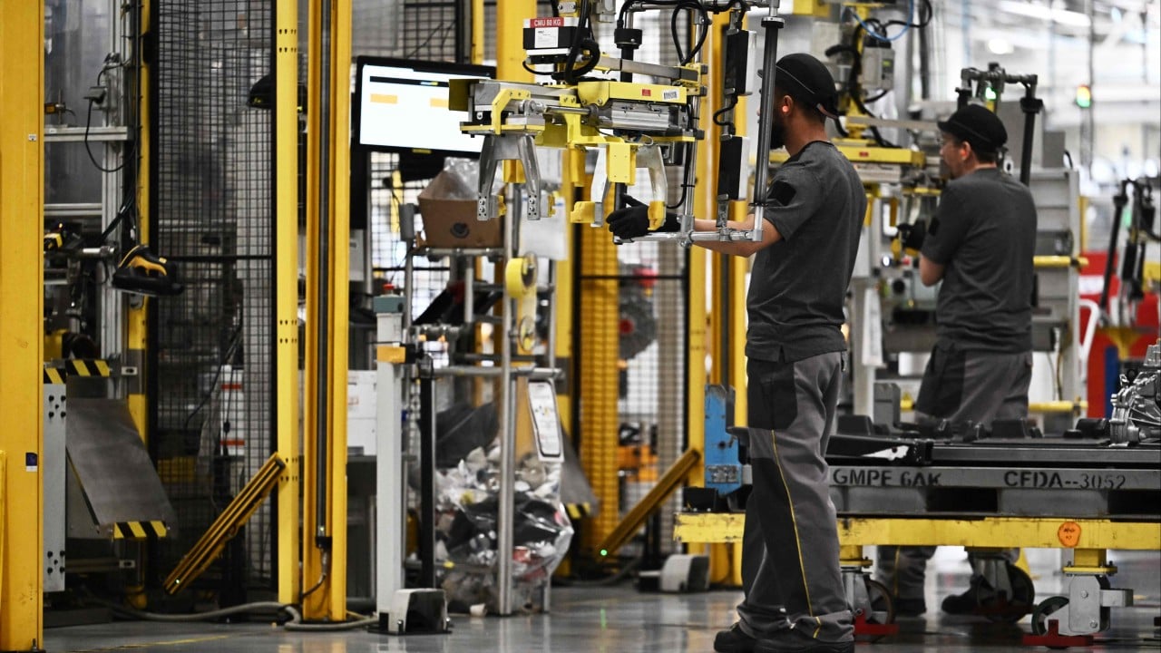 Renault’s plan for Chinese EV motor assembly in small French town sparks job loss fears