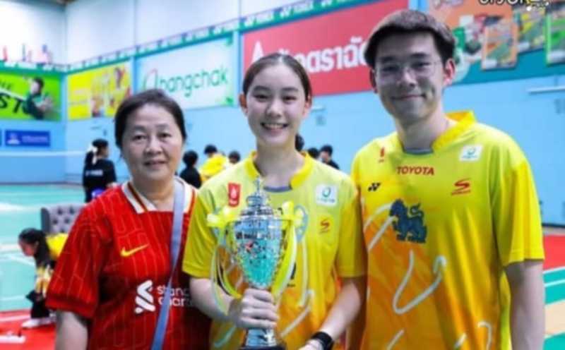 Hon Jian-Vin Sean fall, Kunlavut's sister triumphs in Ipoh