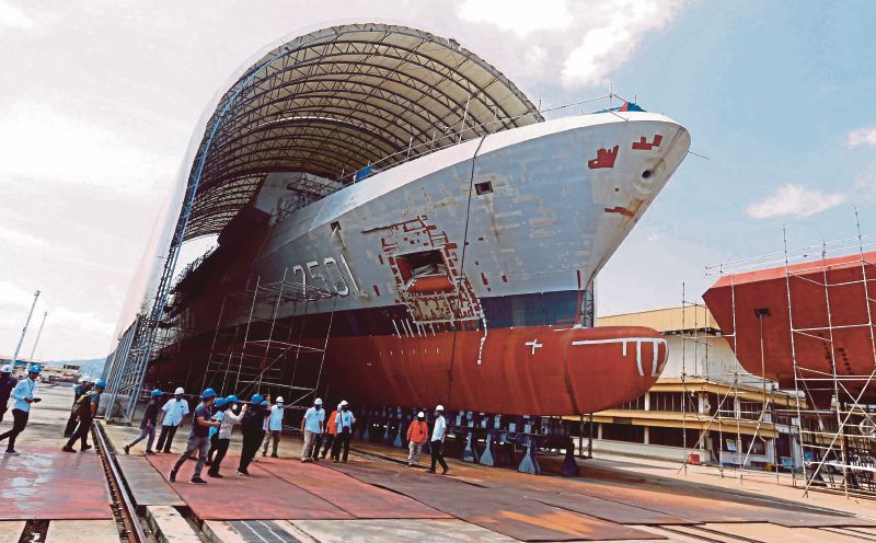 Four MPs call for RCI into delayed LCS project