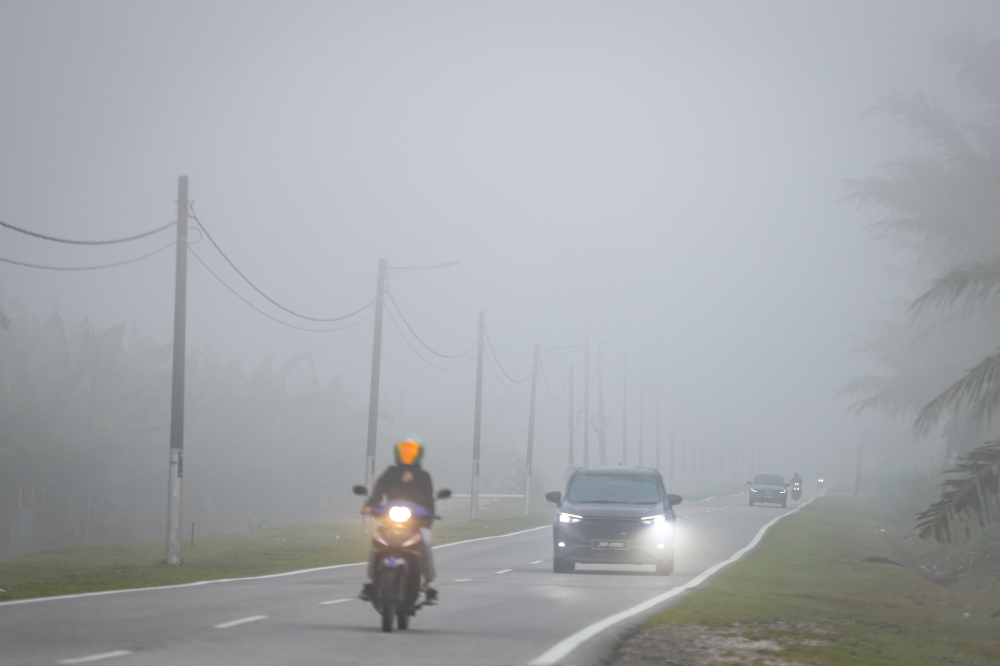 Air quality deteriorates as 37 stations enter unhealthy bracket, Klang Valley and Johor hard hit