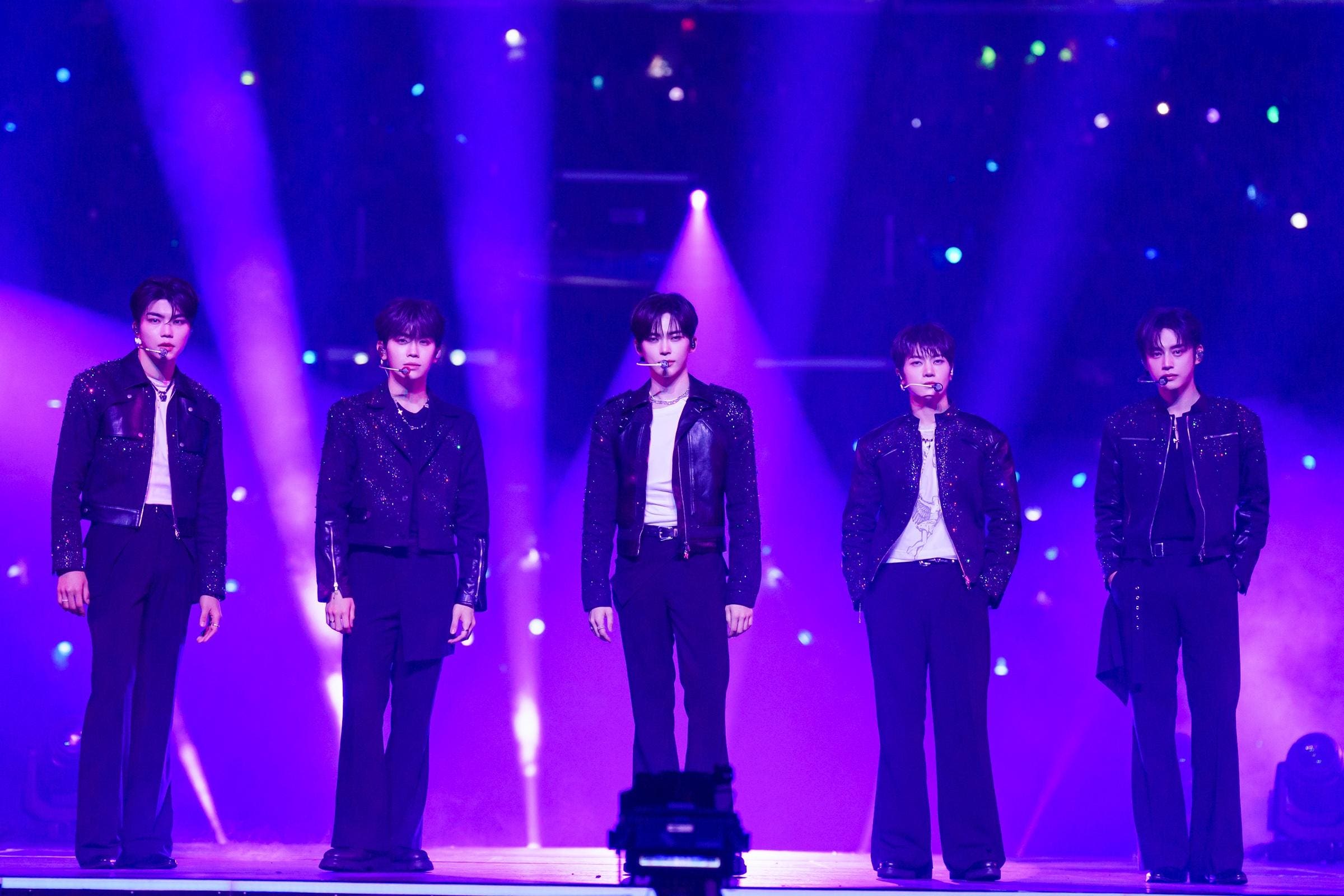 K-Pop Stars ZEROBASEONE Brought ‘SexyBack’ To 2026 KCON LA