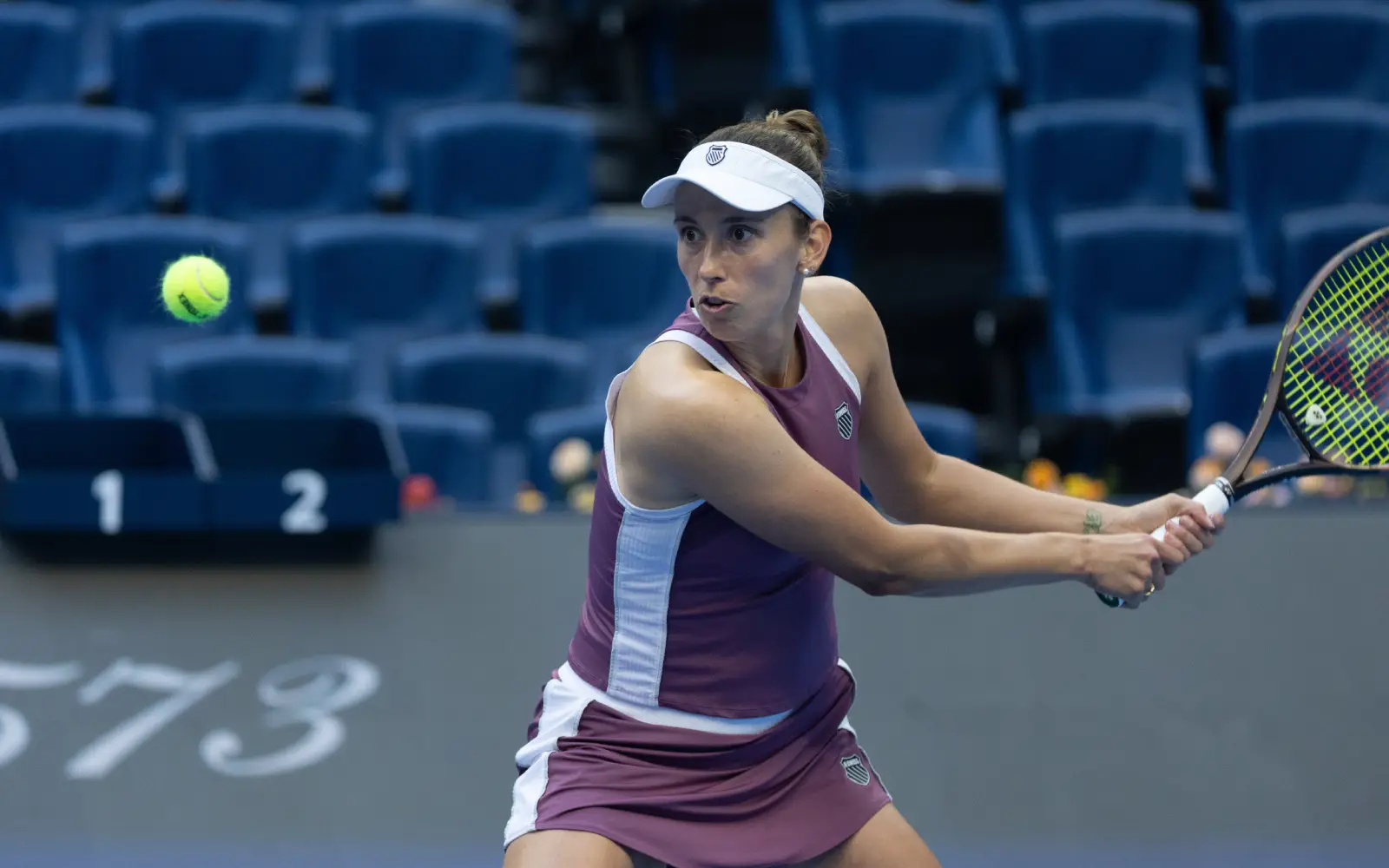 Mertens beats Gauff to set up Swiatek clash at China Open