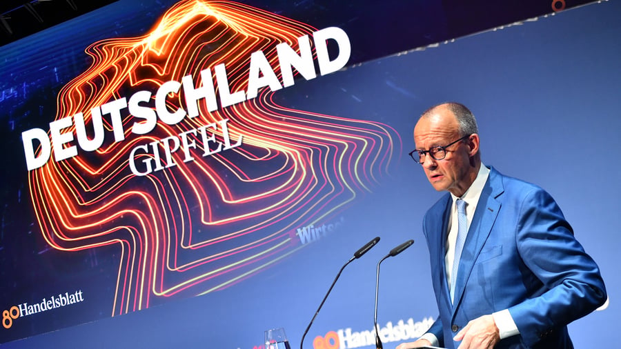 +++ Deutschland-Gipfel +++: Merz zu Magdeburg: „Wer seine Stimme der AfD gibt, zerstört Glaubwürdigkeit“