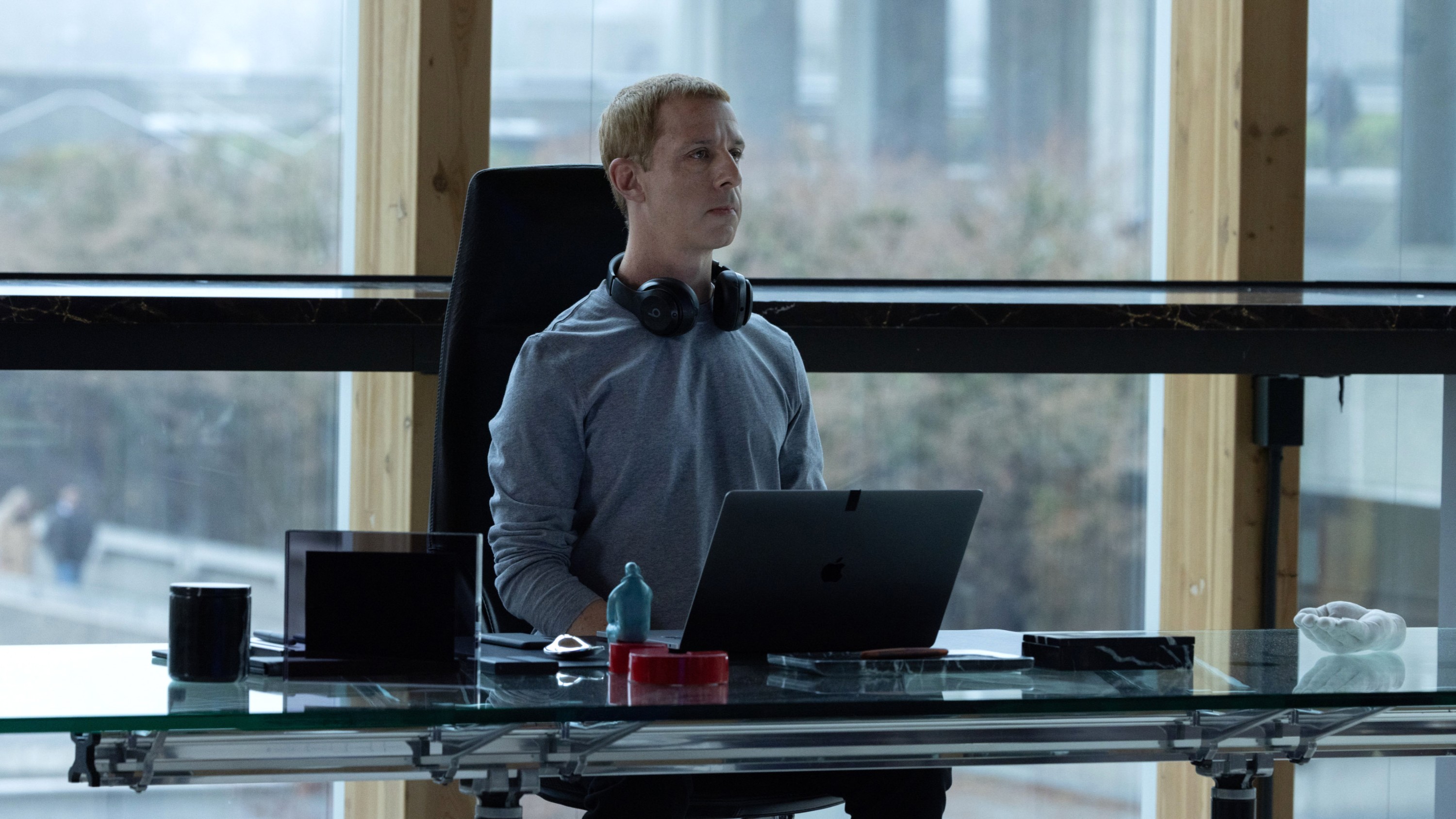 ‘The Social Reckoning’ Review: Jeremy Allen White And Mikey Madison Expose Facebook In Aaron Sorkin’s Stirring Journalistic Thriller Sequel