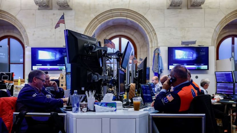 World shares, euro slide as energy shock, fiscal worries bite