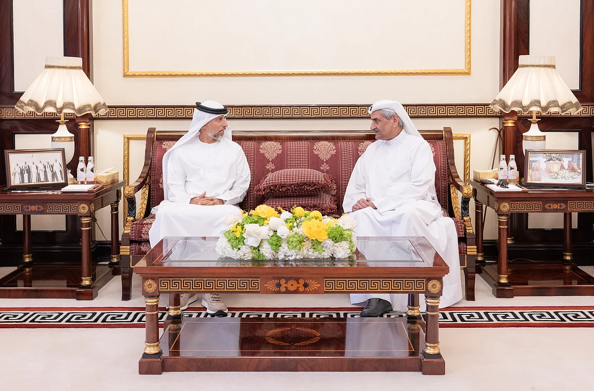 Fujairah Ruler receives Minister of Energy and Infrastructure