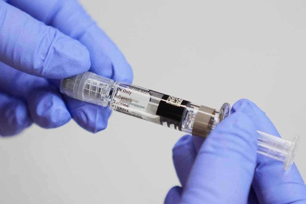B.C. rolling out fall vaccine program as flu cases circulating