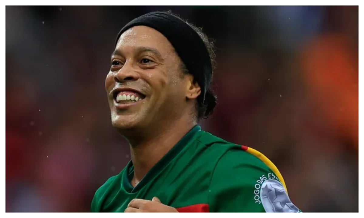 Argentina: You gave your all – Ronaldinho sends message to Messi as he retires