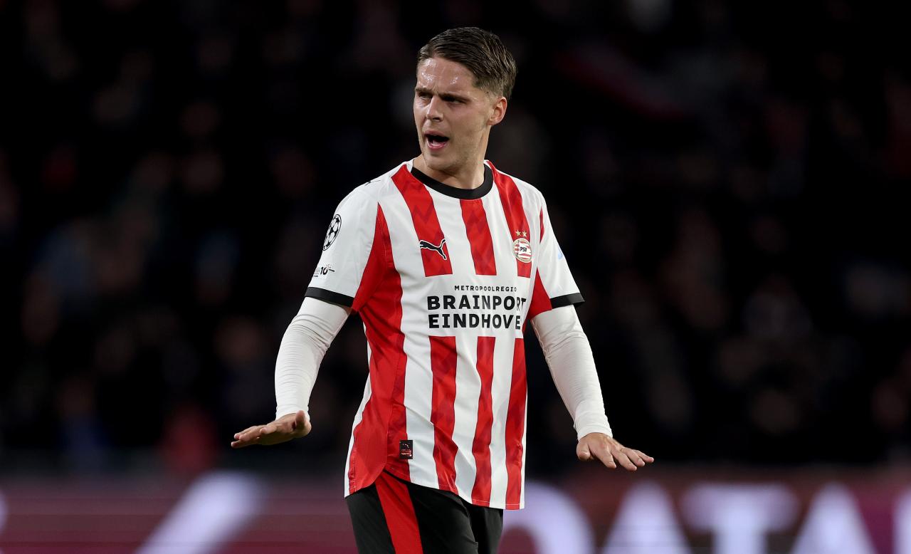 Sky: Dortmund complete move for PSV star Veerman