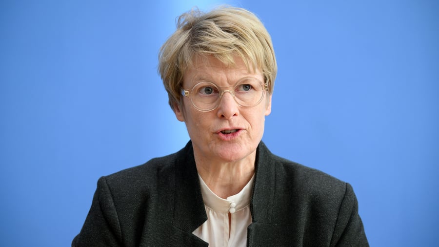 Hitzewelle: Wegen Niedrigwasser – Ökonomin Grimm sagt Preisanstieg voraus