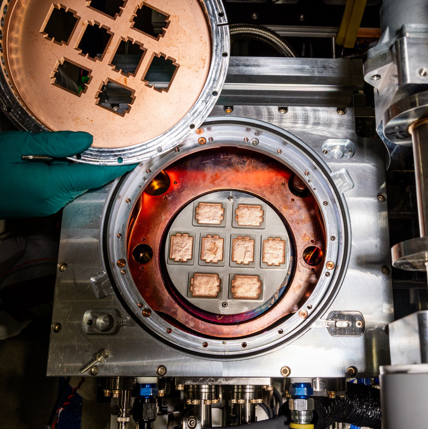 The Start-Up That Wants to Build ‘Microrobots’ With A.I.