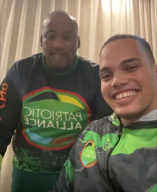 Political feud ignites as Gayton McKenzie and Liam Jacobs clash over bakkie crash post