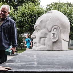 Burial shoes of Estonia's first president displayed in surprise exhibition