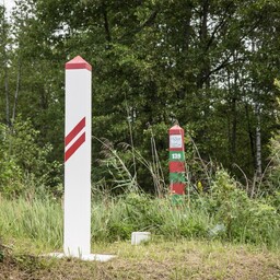 Estonia sends third PPA unit to tackle migration on Latvia-Belarus border