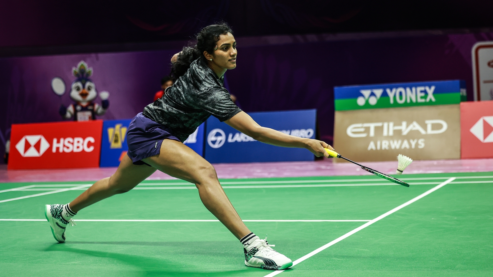 Calm before storm at Worlds, shuttlers want badminton to do the talking