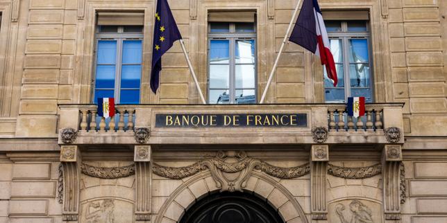 US voices concern over France's public finance crisis