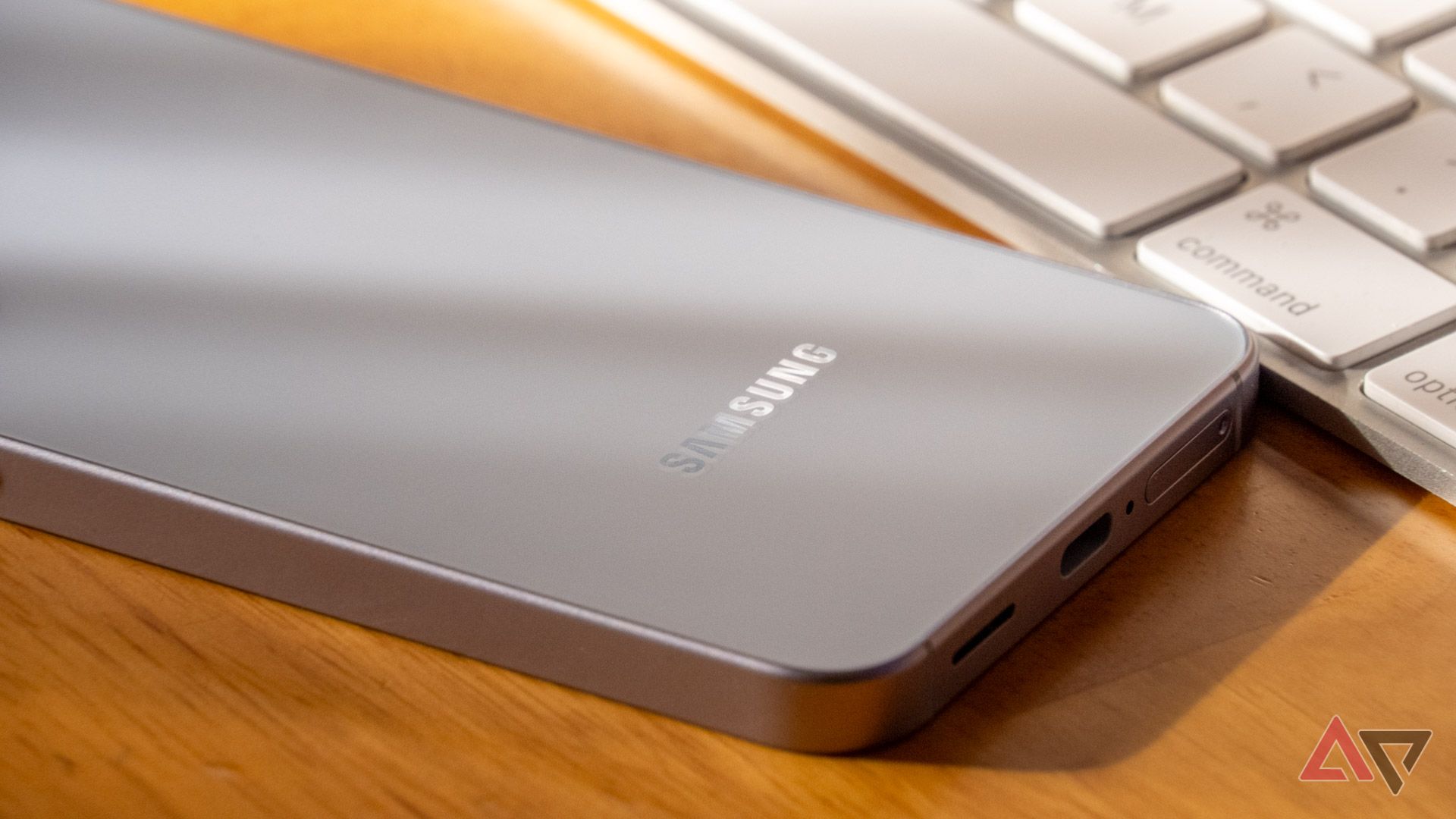 Samsung wants to sell fewer phones to make more money