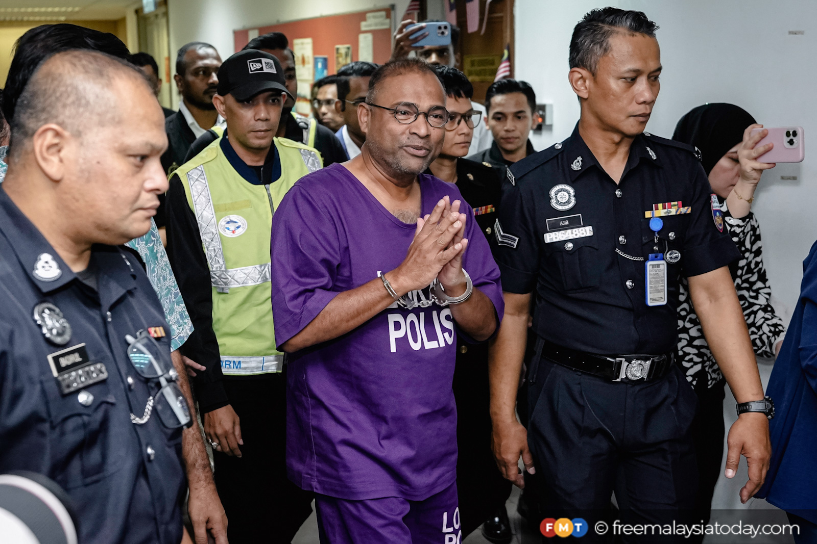 Azeez cabar keputusan LHDN batal penyelesaian cukai RM4.8 juta