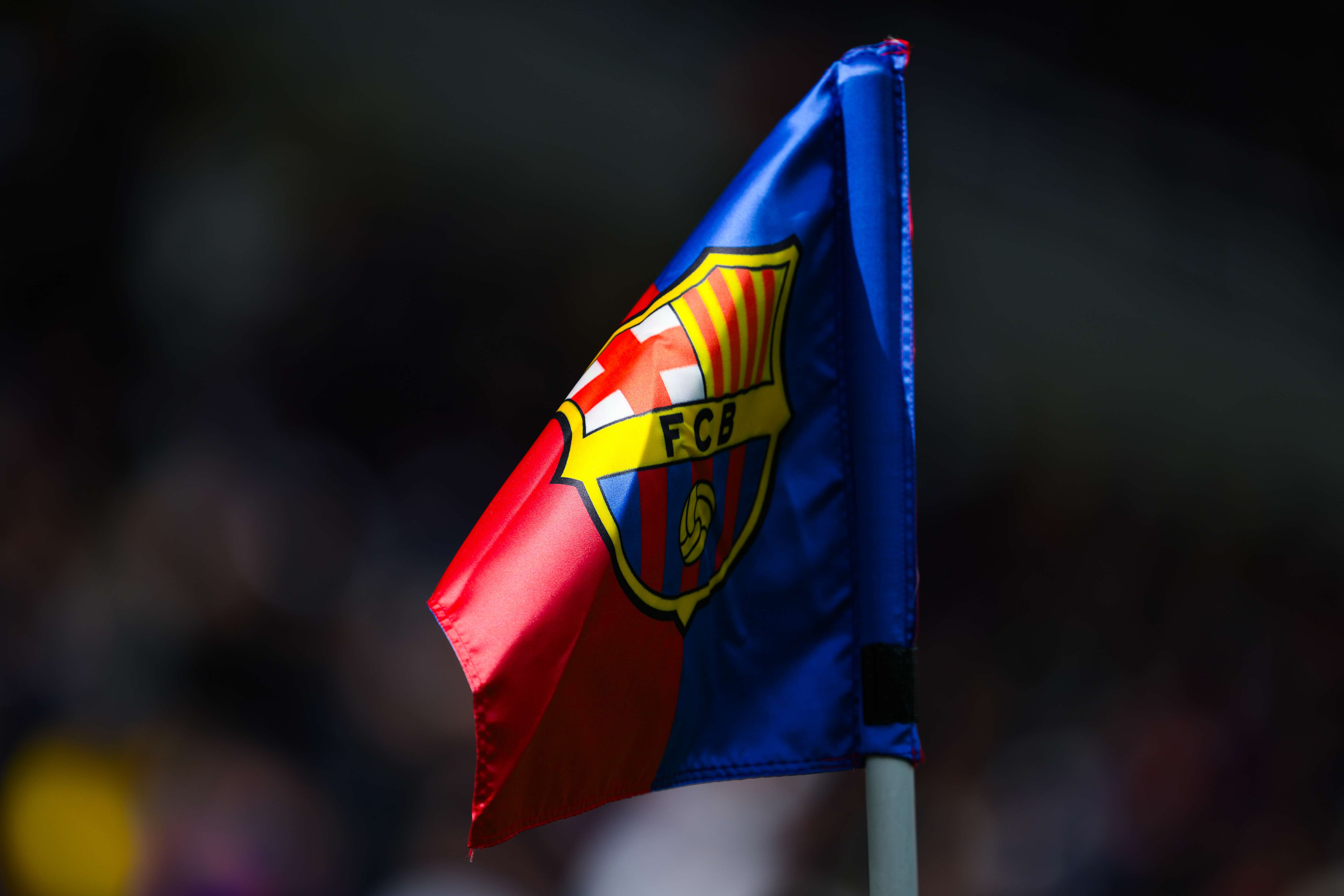 Barcelona make final Luis Suárez transfer call