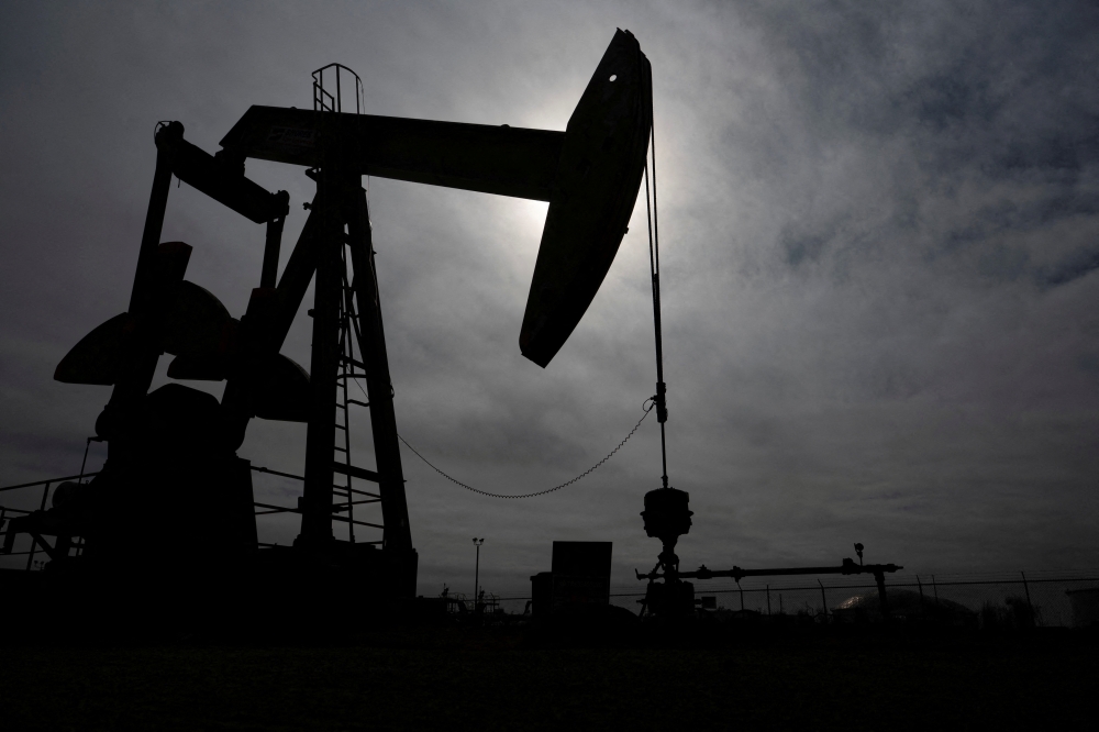 US$104 oil returns with Iran tensions and hurricane risks mounting