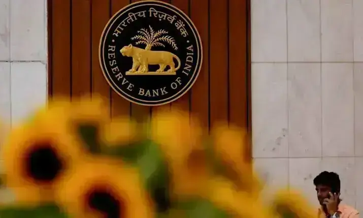 India rate hike will not stem outflows, leaving central bank in a bind