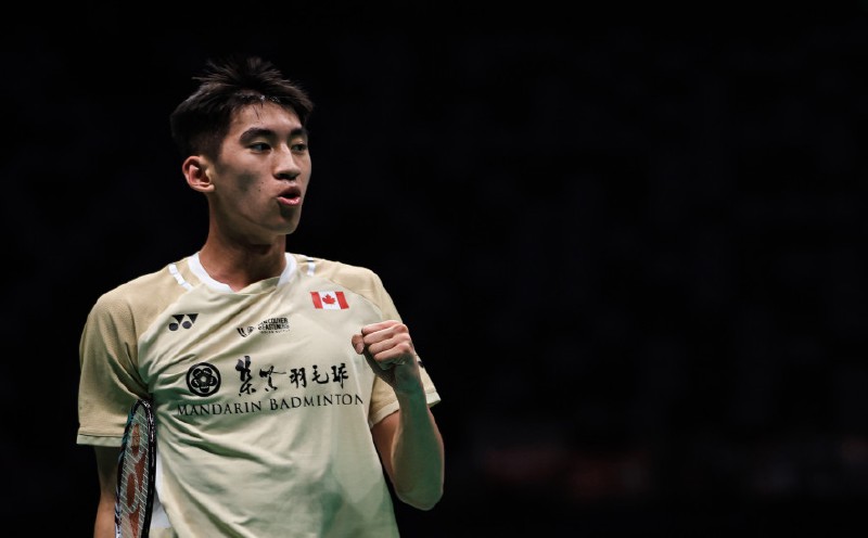 Canadian shuttler Victor keeps feet on ground after walking on clouds
