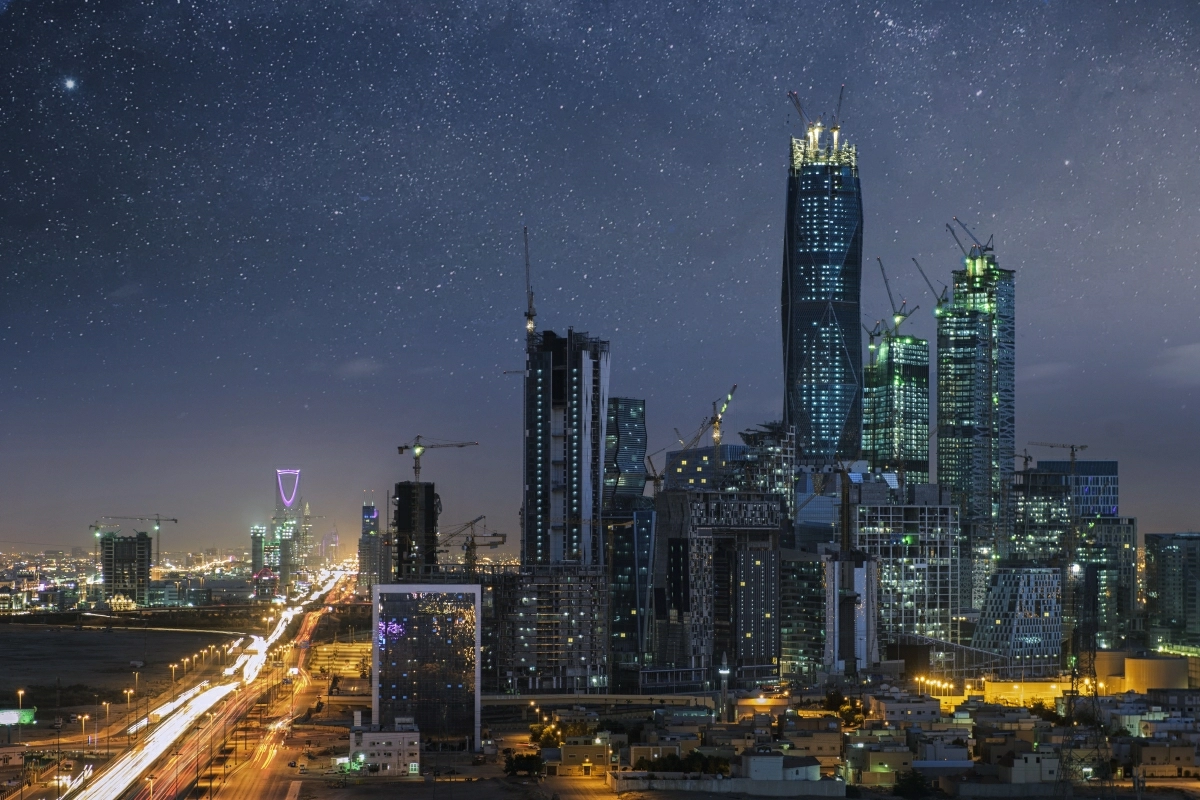 Saudi private sector growth accelerates despite regional tensions, economic council says