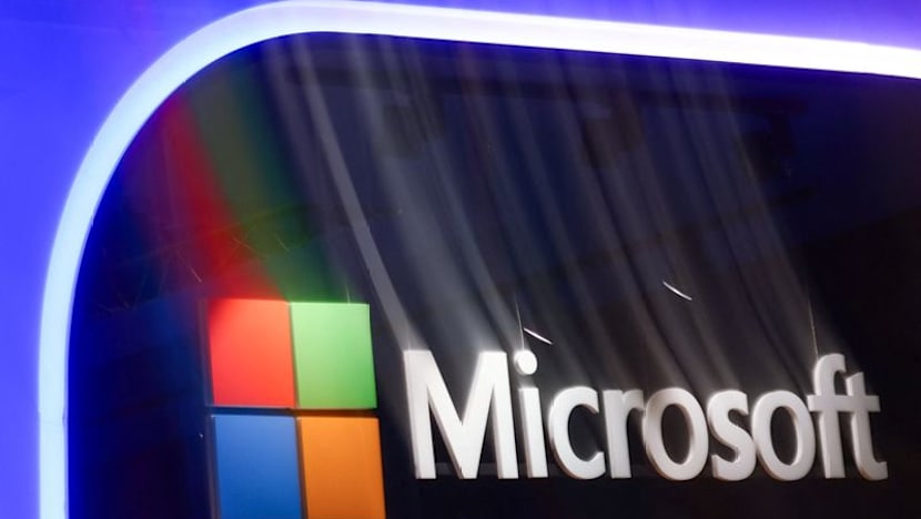 US suspending permanent residency program for Microsoft, Vance says