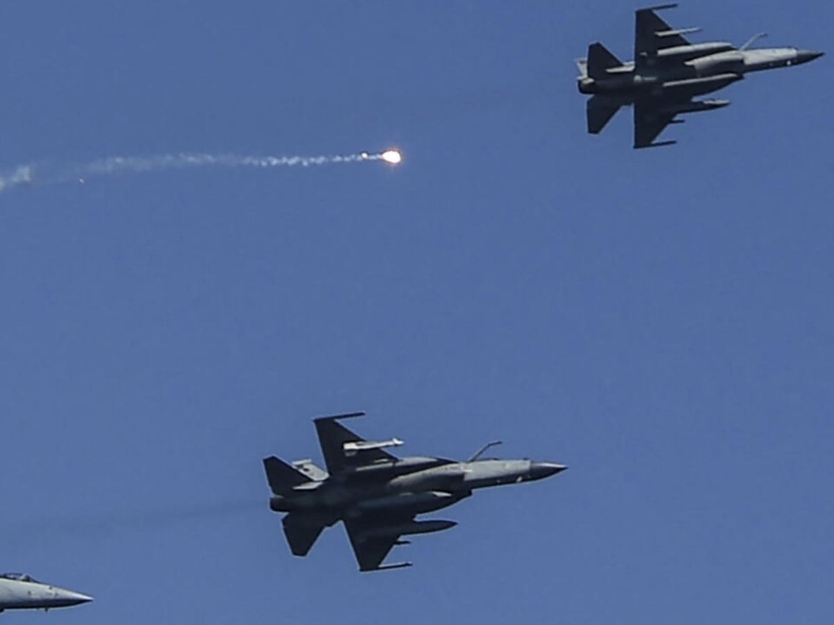 Information ministry rubbishes 'fake and fabricated' NYT report claiming use of PAF aircraft against Houthis